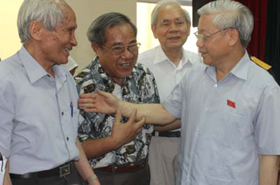 Cử tri “phê” Quốc hội chậm lên tiếng về đại biểu Hoàng Yến