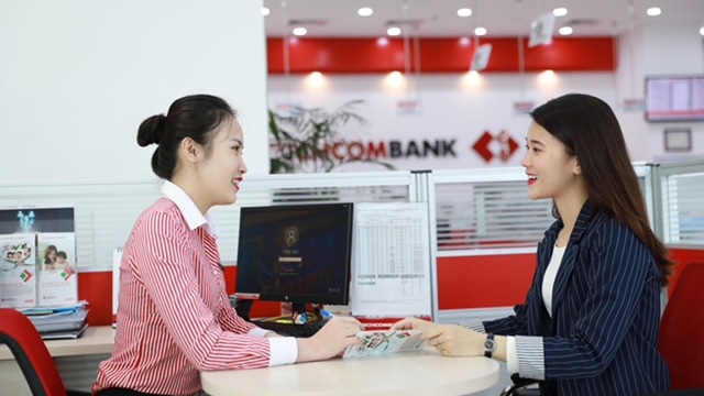 Techcombank vẫn tiếp tục hỗ trợ các doanh nghiệp được vay với lãi suất ưu đãi từ gói tín dụng 18,000 tỷ.