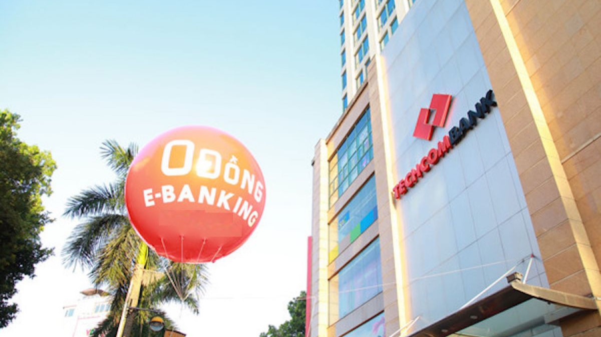 Khối lượng và giá trị giao dịch E-banking trong 9 tháng đầu năm tăng vọt, lần lượt đạt 117% và 84% so với cùng kỳ.