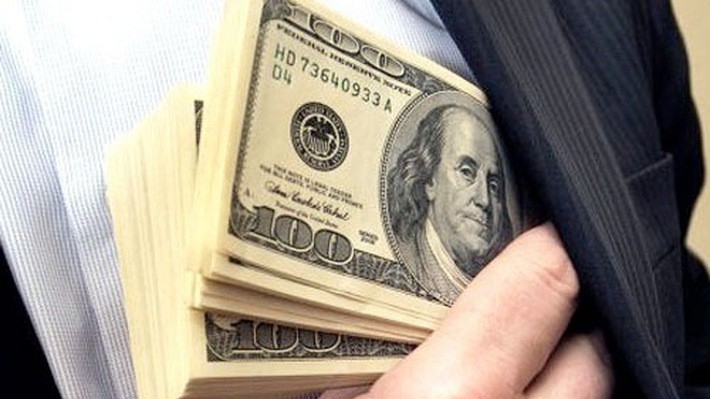 Cử tri Đà Nẵng, Long An cho rằng, để góp phần phòng, chống tham nhũng có hiệu quả thì cần quan tâm đến công tác cán bộ, chọn người có đức, có tài. 