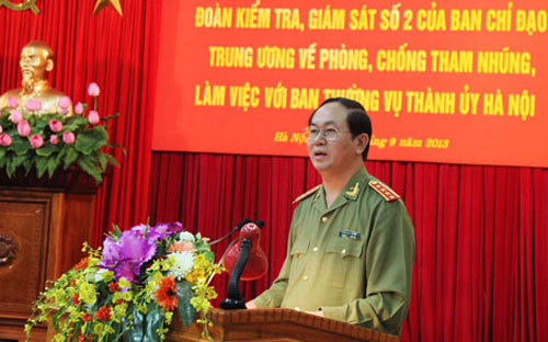 Bộ trưởng Bộ Công an Trần Đại Quang yêu cầu Hà Nội phải phối hợp chặt chẽ, kịp thời phát hiện các vụ việc có dấu hiệu tham nhũng.<br>