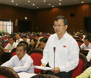 Quốc hội thảo luận tại hội trường về dự án luật sửa đổi, bổ sung một số điều của Luật Sở hữu trí tuệ - Ảnh: TTXVN