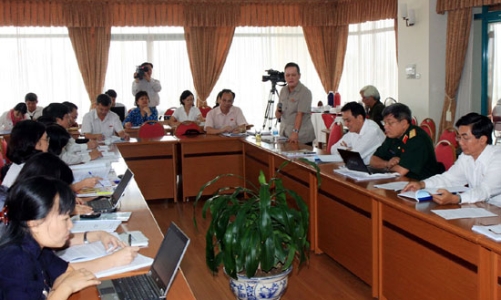 Bầu đại biểu của dân: Người ứng cử phải “ngang sức ngang tài”