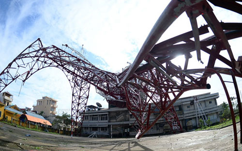 Theo Cục Giám định  chất lượng công trình xây dựng, cả nước hiện có hàng trăm công trình tháp phát thanh, truyền hình nhưng chất lượng thì không có cơ quan này kiểm định, kiểm tra.<br>