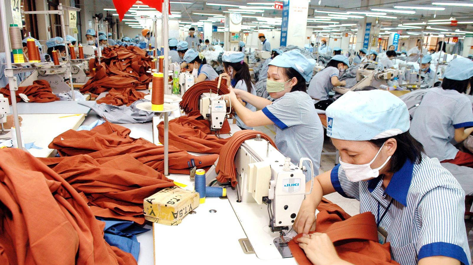 "Dệt may phải có vai trò là ngành khởi xướng, phối hợp với các ngành khác để chung tay bảo vệ môi trường".