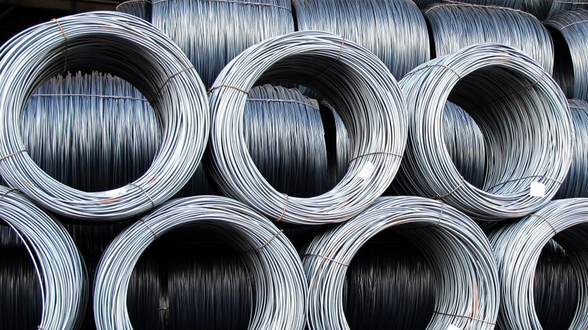 Thép cuộn, thép dây nhập khẩu bị áp thuế 10,9%. 