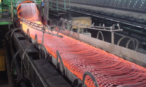 Giá thép giảm giữa mùa xây dựng 