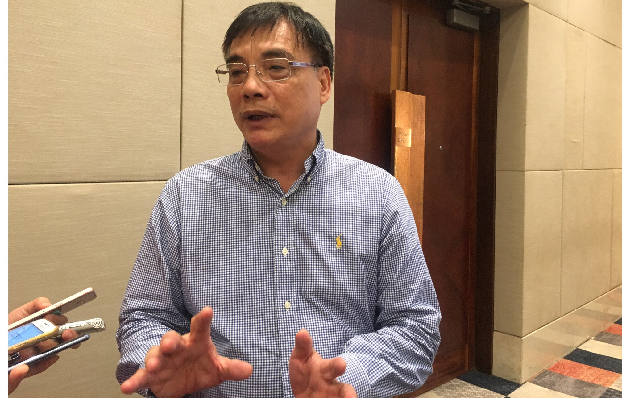 TS. Trần Đình Thiên, Viện trưởng Viện kinh tế Việt Nam.