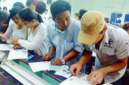 Lao động có nhu cầu đi làm việc ở nước ngoài đăng ký thi tiếng Hàn.