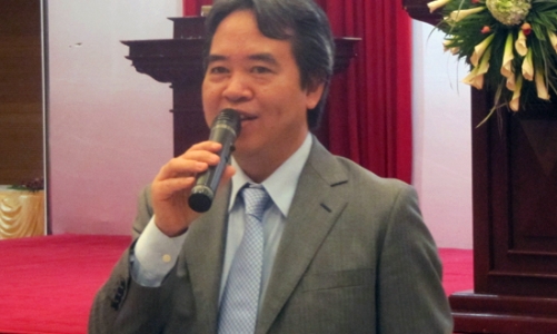 Thống đốc: “Mỗi quý có thể giảm 1% lãi suất”