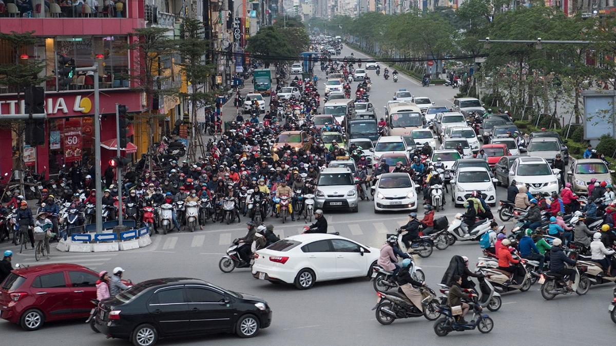 Cho phép Hà Nội lập đề án thu phí xe vào nội đô.