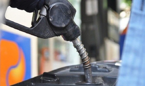 Nâng thuế bảo vệ môi trường với xăng dầu tạo rủi ro lạm phát 