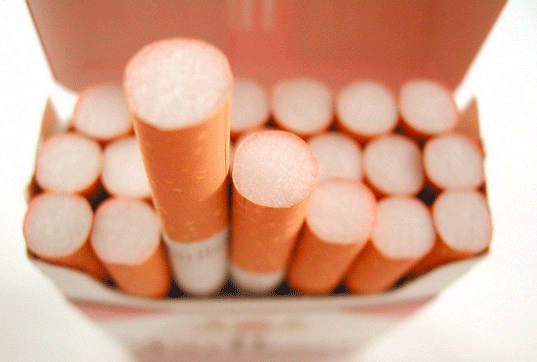 Theo VTA, thuốc lá nhập lậu hiện đang chiếm 20% lượng thuốc lá tiêu thụ tại Việt Nam. Tới đây, con số này có thể lên tới 25%.