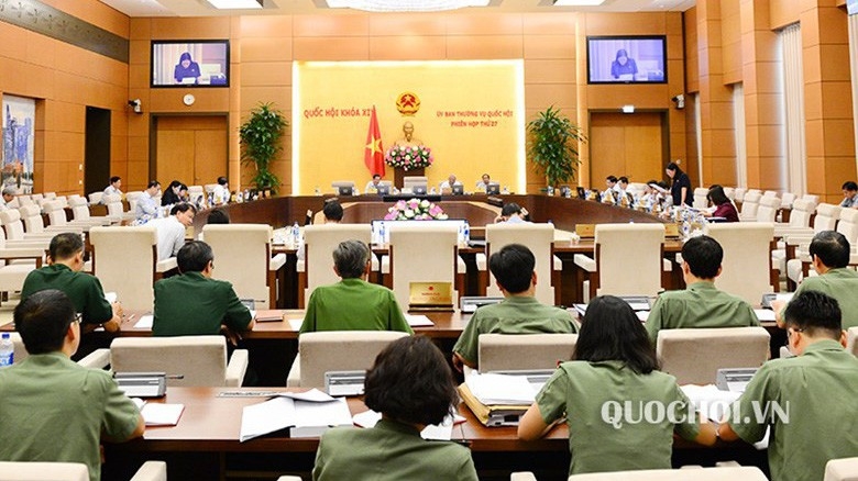 Một phiên thảo luận về dự thảo Luật Thi hành án hình sự (sửa đổi) tại Uỷ ban Thường vụ Quốc hội.