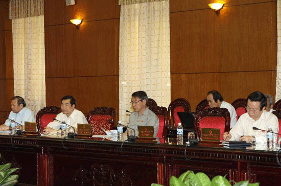 Còn nhiều băn khoăn khi Uỷ ban Thường vụ Quốc hội cho ý kiến hoàn thiện dự án Luật Viên chức.