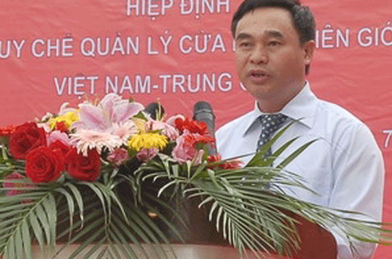 Thứ trưởng Bộ Ngoại giao Hồ Xuân Sơn.