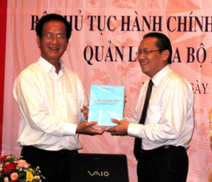 Bộ Kế hoạch và Đầu tư công bố bộ thủ tục hành chính - Ảnh: Anh Quân.