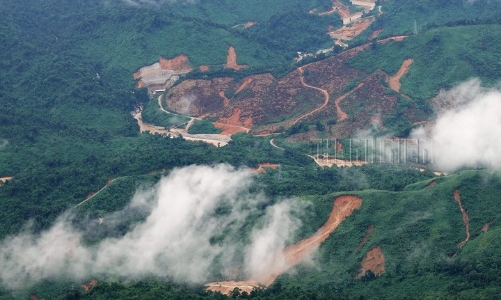 Bộ Công Thương: Hồ thủy điện miền Trung dung tích nhỏ, đập tràn tự do