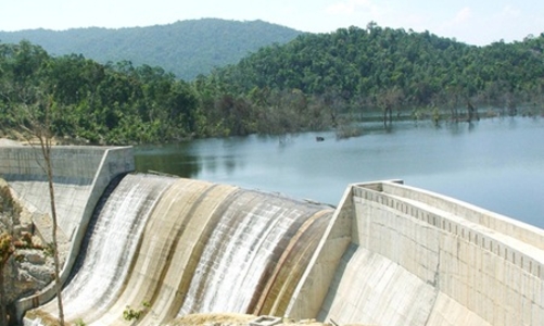 Đã “trảm” 52 dự án thủy điện