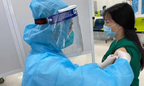 Hà Nội dự kiến tiêm vaccine Covid-19 đợt 1 cho hơn 7.200 người