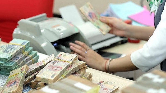 Dòng tiền VND dồi dào tạm thời