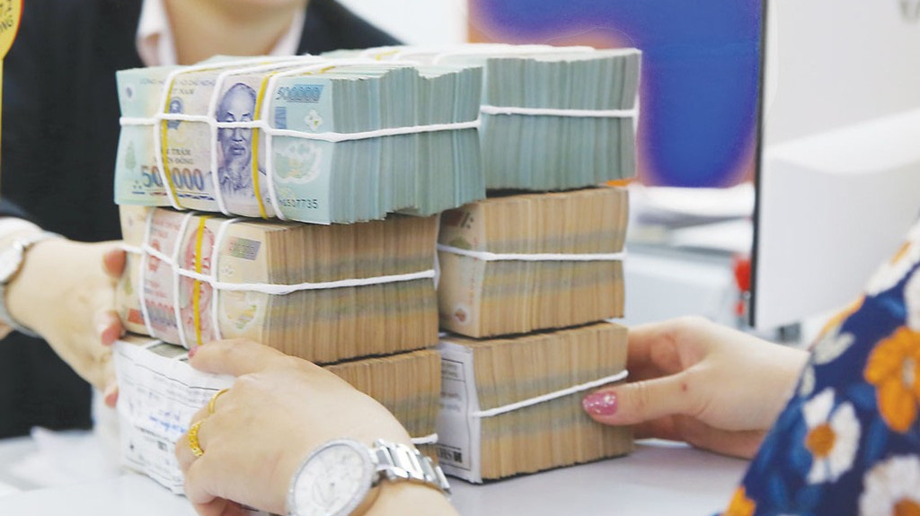 Lãi suất VND liên ngân hàng có xu hướng giảm mạnh