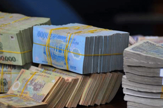 Cắt giảm đầu tư công không phải nơi nào cũng thuận buồm xuôi gió.