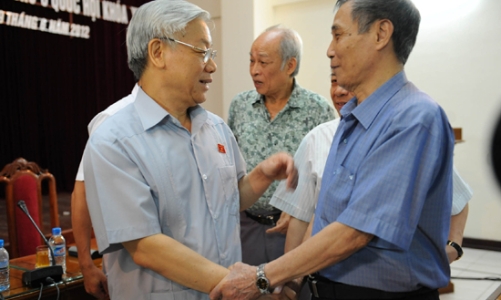 Tổng bí thư: “Hết sức sốt ruột” trước tham nhũng, hư hỏng