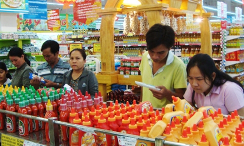 Hậu tăng giá xăng: Hàng hóa, dịch vụ nào sẽ “ăn theo”?