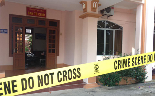 Phòng làm việc của Chủ tịch Hội đồng Nhân dân kiêm Trưởng ban Tổ chức Tỉnh ủy Yên Bái Ngô Ngọc Tuấn hiện vẫn được phong tỏa sau vụ trọng án.<br>