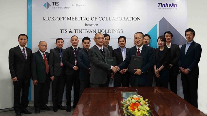 Lễ khởi động hợp tác kinh doanh giữa TIS và Tinh Vân.