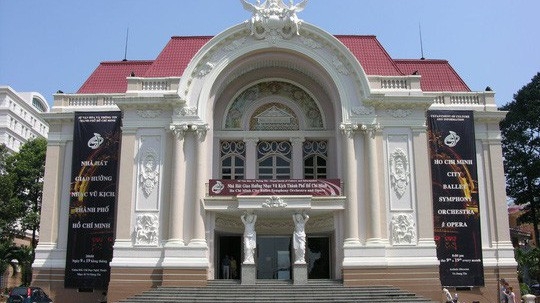 Nhà hát hiện tại của Tp.HCM.