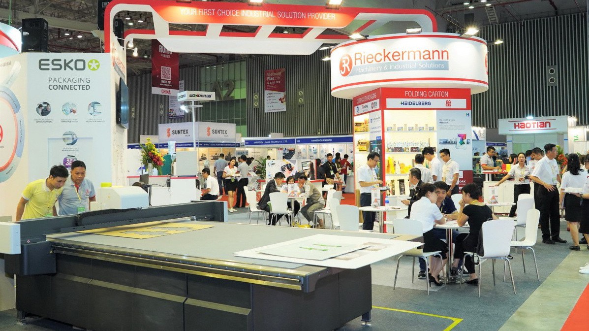 Triển lãm do Công ty Vinexad và Công ty TNHH Dịch vụ Thương mại và Tiếp thị Yorkers phối hợp tổ chức.