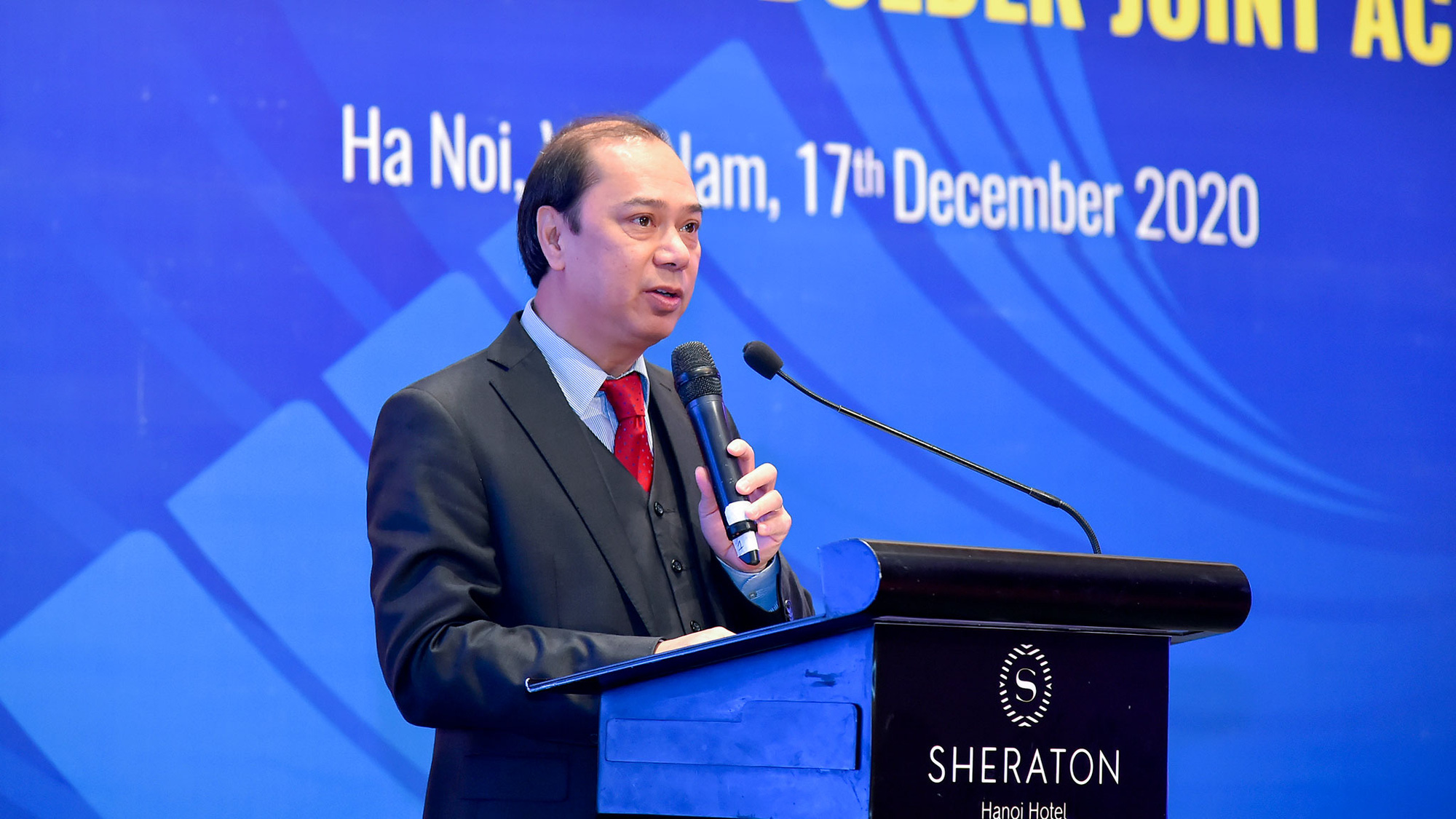 Thứ trưởng Ngoại giao Nguyễn Quốc Dũng phát biểu tại tọa đàm - Ảnh: Bộ Ngoại giao