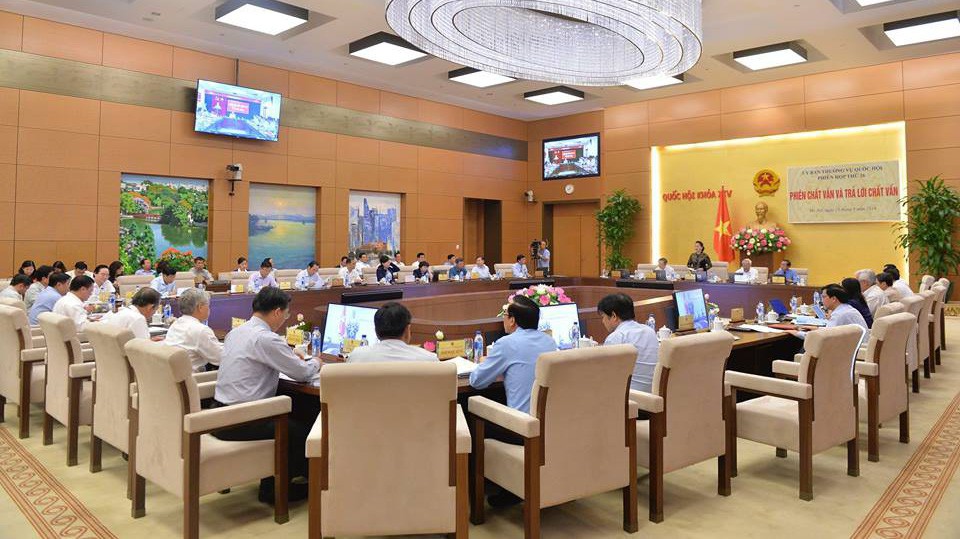 Toàn cảnh phiên chất vấn - Ảnh: Quang Phúc 