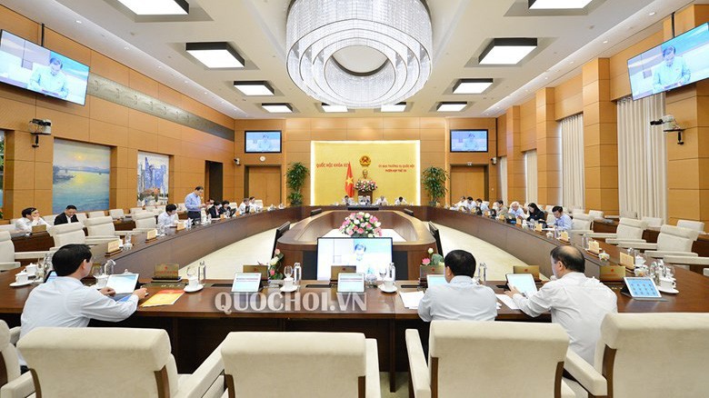 Ngày 16/10, Uỷ ban Thường vụ Quốc hội đã quyết định sắp xếp một loạt đơn vị hành chính tại ba tỉnh Thanh Hoá, Hải Dương và Bắc Ninh,