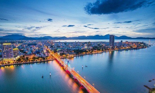 Kinh tế miền Trung: Thiếu vắng 