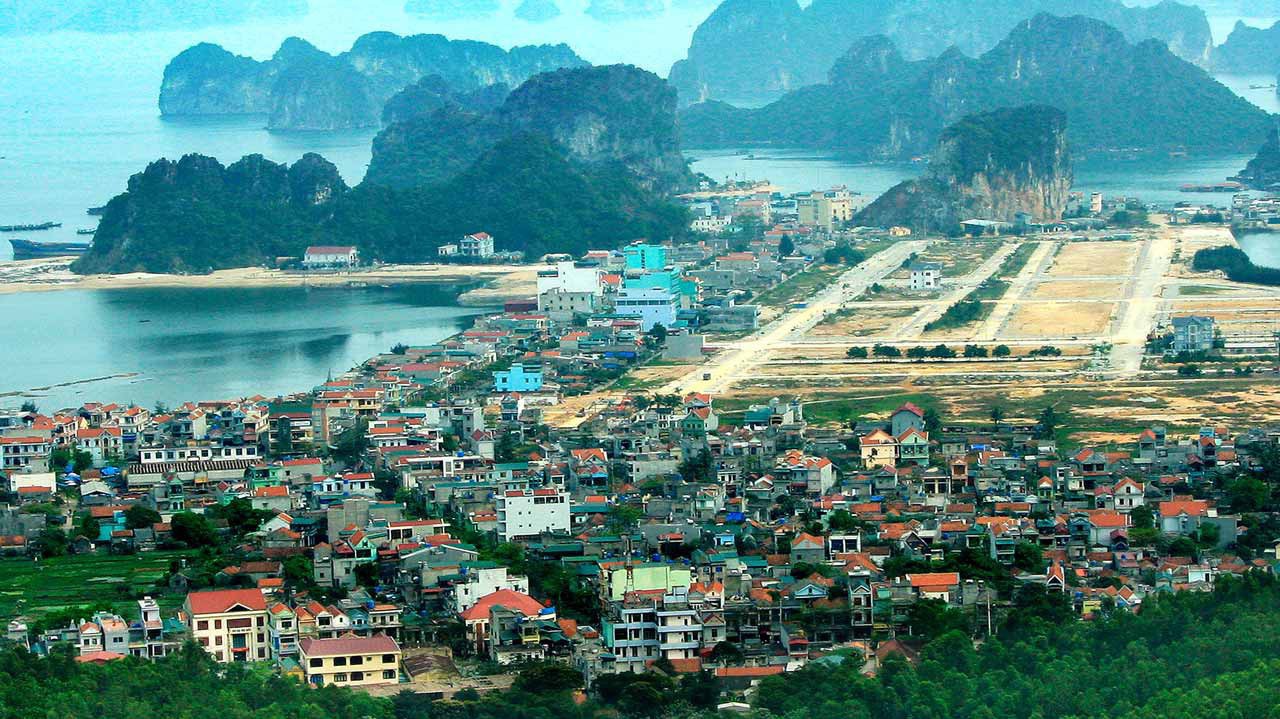 Một góc huyện đảo Vân Đồn, Quảng Ninh.
