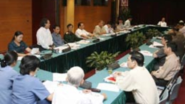 Sửa hai luật thuế: Ưu đãi dễ, kiểm tra khó