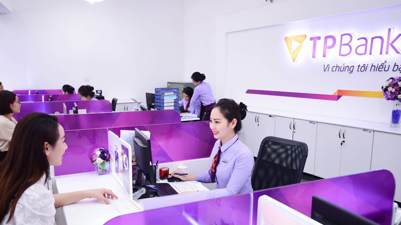 Sau khi Mobifone thoái vốn, cổ phiếu TPB tăng liên tục.