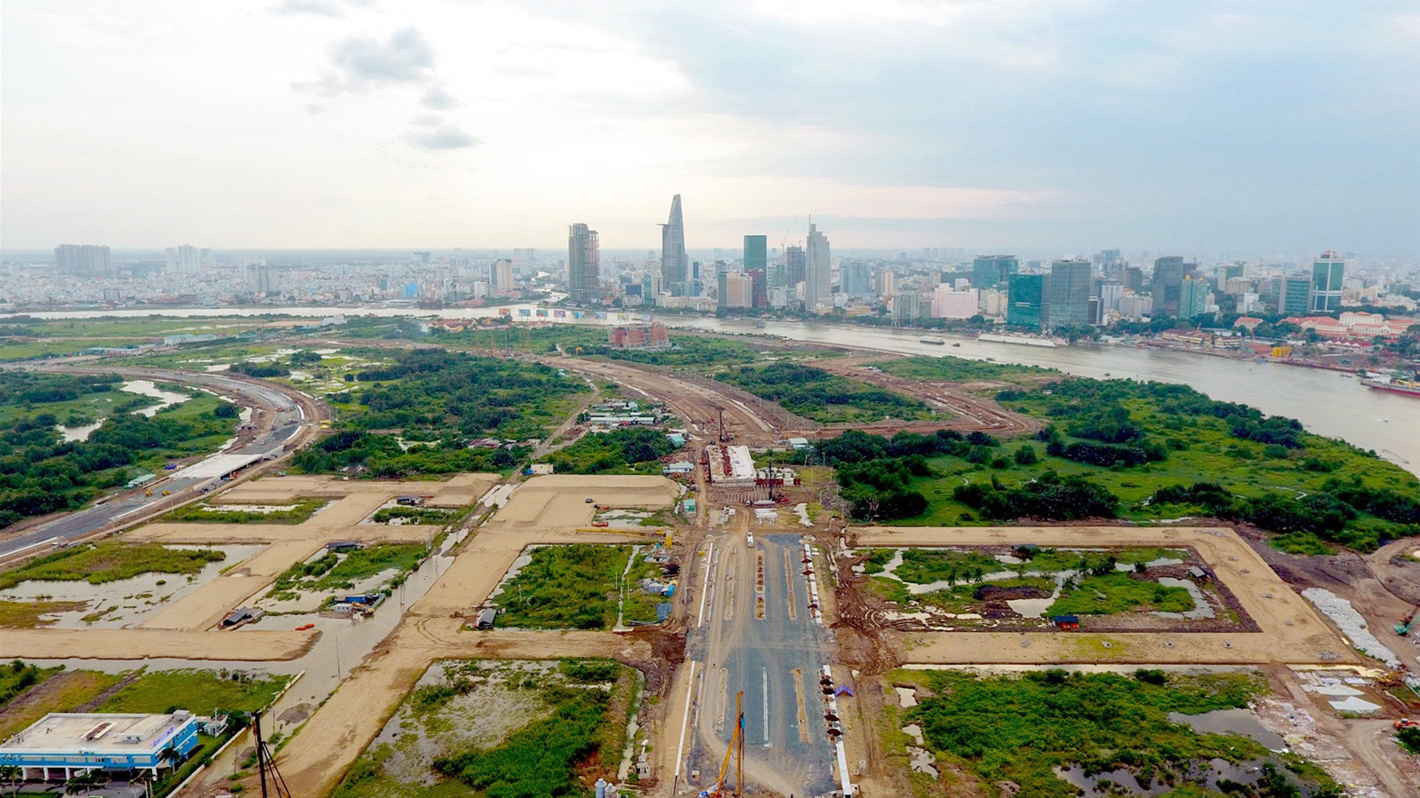 Mức giá tối đa trong khung giá đất tại Hà Nội và Tp.HCM tương đương nhau.