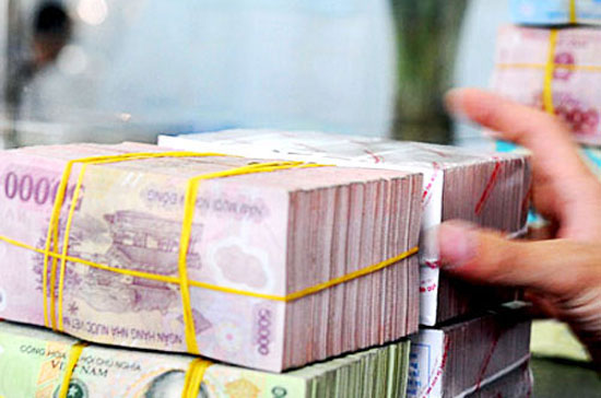 So với cuối tuần trước thì hiện lãi suất liên ngân hàng đã tăng tới 4%/năm.