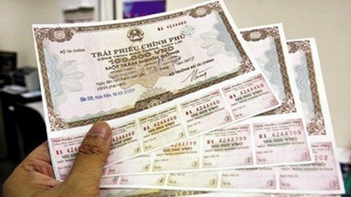 Theo HNX, lãi suất trúng thầu của trái phiếu kỳ hạn 5 năm nằm trong khoảng 4,50-5,00%/năm, tăng 0,02% so với tháng trước.