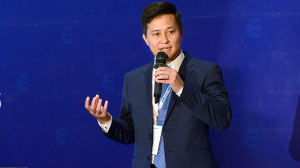 Sếp VietinBank: Đăng ảnh Facebook thoải mái, sao ngân hàng nhận diện khuôn mặt lại lo bảo mật? 