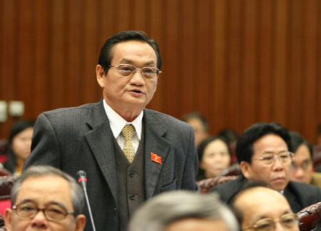 Phó trưởng đoàn đại biểu Quốc hội Tp.HCM, đại biểu Trần Du Lịch.