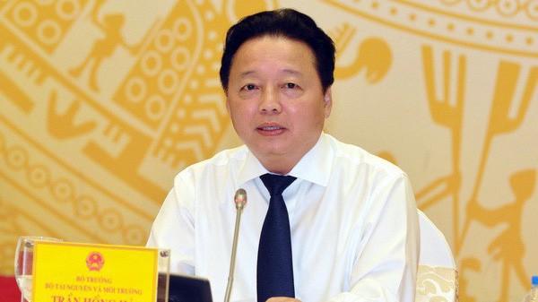 Bộ trưởng Trần Hồng Hà: Bộ Tài nguyên và Môi trường đã làm việc với Cục kiểm tra văn bản của Bộ Tư pháp và thống nhất lùi thực hiện khoản 5 Điều 6 tại Thông tư 33. 