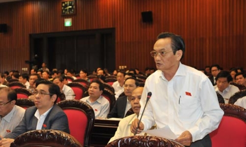 Nghị trường tiếp tục âu lo nợ xấu