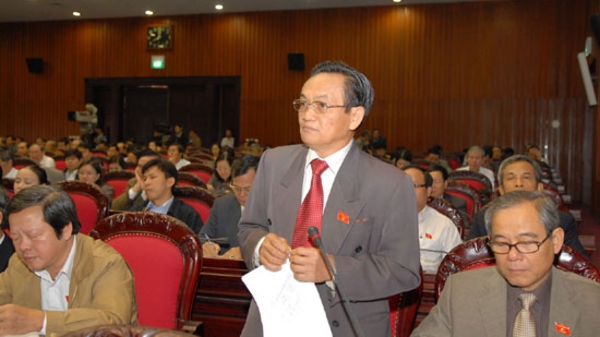 Kinh tế 2011: Cần quyết sách lớn để tránh “sa lầy” bội chi