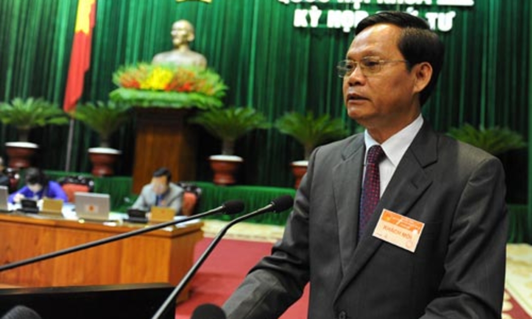 Tổng thanh tra Chính phủ Huỳnh Phong Tranh trình Quốc hội dự án Luật Phòng chống tham nhũng (sửa đổi) - Ảnh: TN<br>