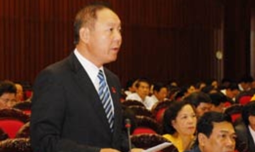 Dự luật về năng lượng: Ít chế tài, nhiều khẩu hiệu?